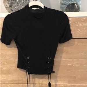 Shoestring black T-shirt